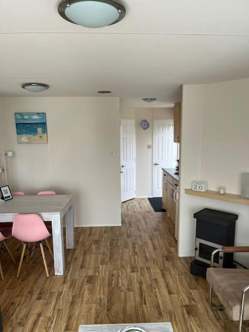 Chalet + Tiny House Nabij Strand Petten Dış mekan fotoğraf