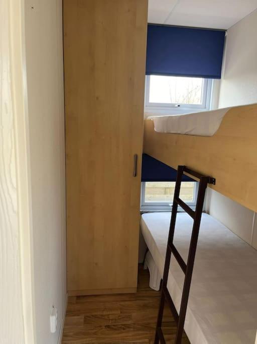 Chalet + Tiny House Nabij Strand Petten Dış mekan fotoğraf